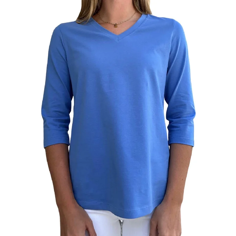 3/4 Sleeve V-Neck Tee In Blue