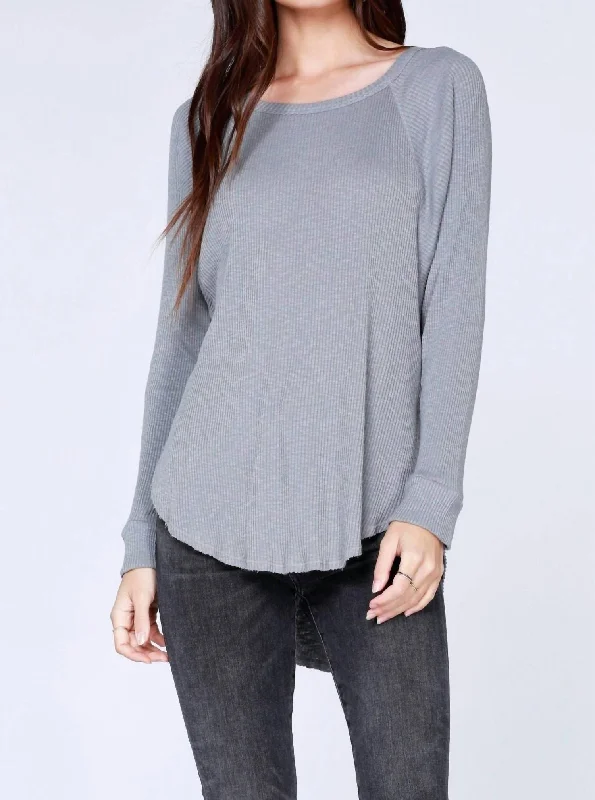 Raglan Tee In Overcast