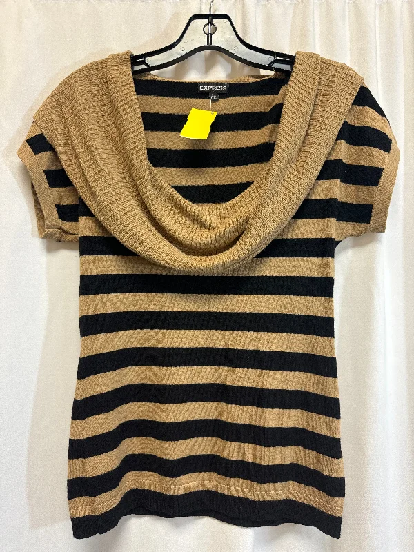 Top Short Sleeve By Express In Brown, Size: S