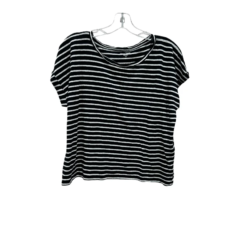 Top Short Sleeve By Eileen Fisher In Black & White, Size: M