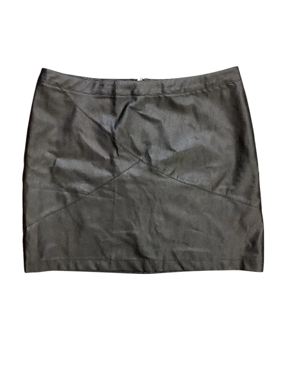 Skirt Mini & Short By Cmf In Black, Size: Xxl