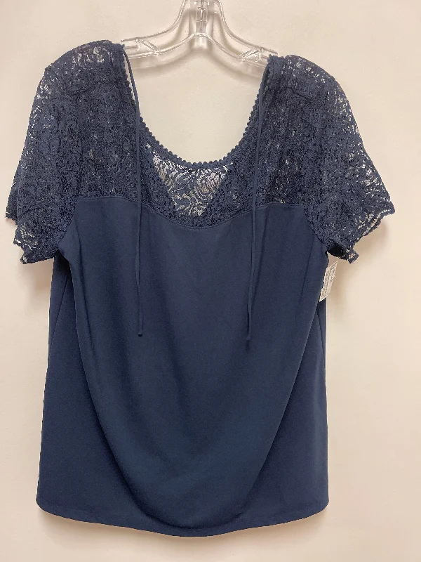 Top Short Sleeve By Ann Taylor In Navy, Size: Xl